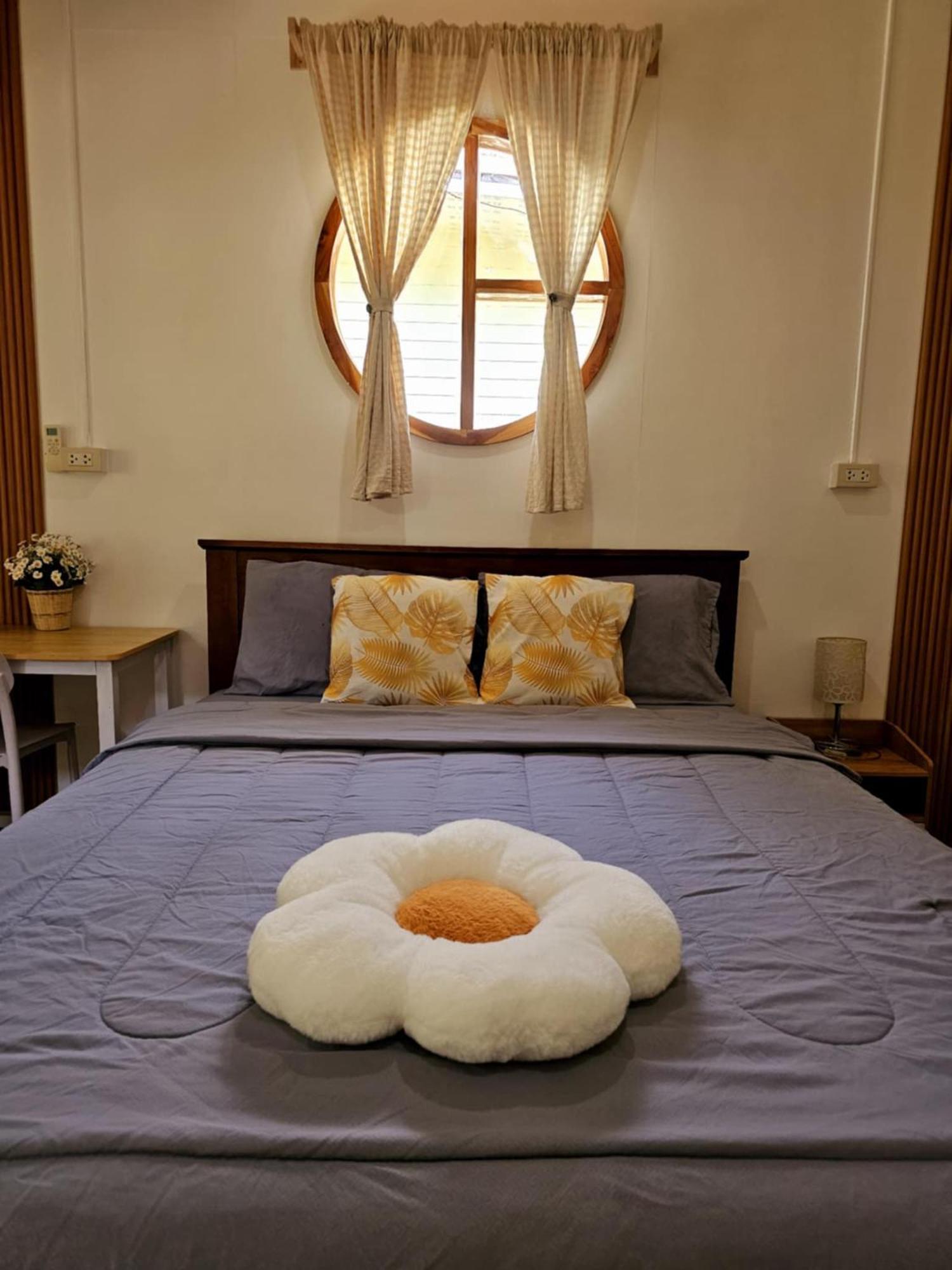 Baan Suan Khun Ta บ้านพักสวนคุณตา Ко Чанг Экстерьер фото